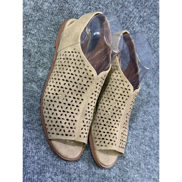 Indigo rd. Womens 7.5M  Irselia2 open toe sandals tan zipper on the side - Picture 1 of 16